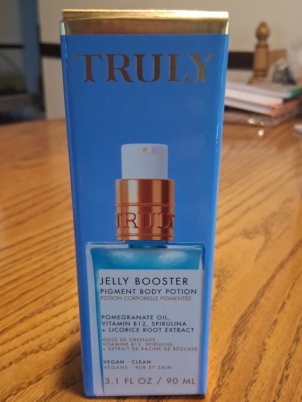TRULY Blue and Gold Jelly Booster Pigment Body Lotion
